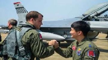 उत्तर कोरिया पर दबाव बढ़ाने के लिए संयुक्त युद्धाभ्यास